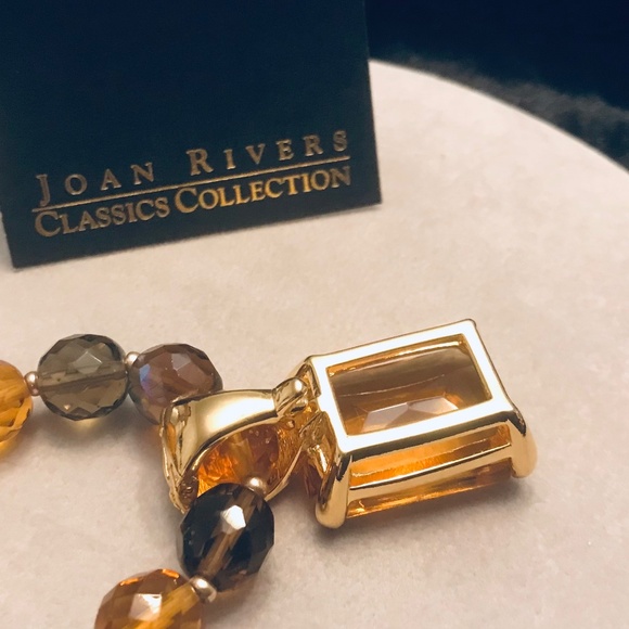 Joan Rivers Vintage Crystal Necklace & Earrings Set - Picture 12 of 16